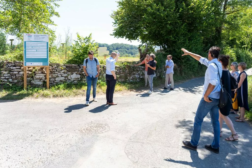 Une visite des équipes d'HSA et des élus à Ostabat